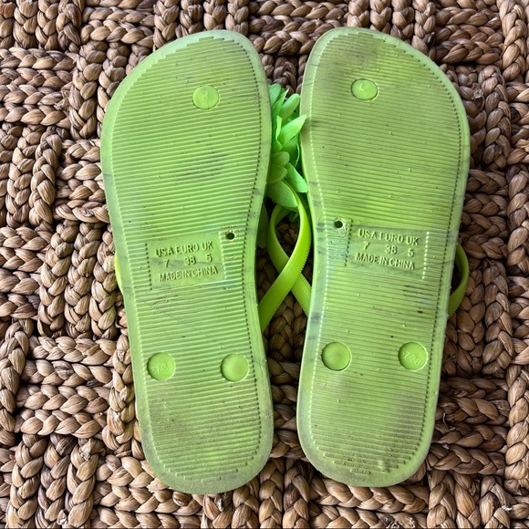 Noelle Key Largo PomPom Sandals 7 - Picture 3 of 3